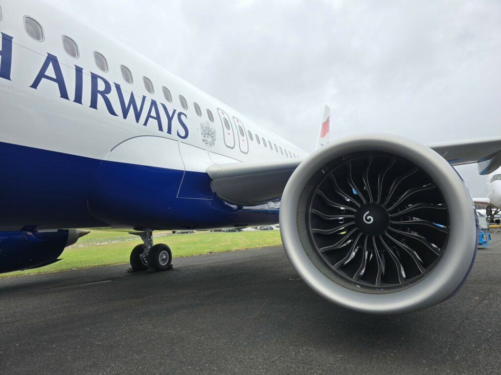 découvrez les services de maintenance spécialisés pour l'airbus a350 à cardiff. notre équipe d'experts assure des interventions de qualité pour garantir la sécurité et la performance de votre aéronef. contactez-nous pour plus d'informations sur nos solutions de maintenance.