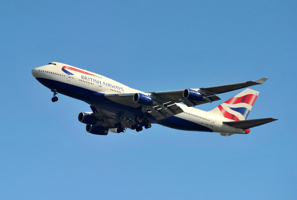 découvrez le boeing 747-400 à toulouse, un géant des airs emblématique. explorez son histoire, ses caractéristiques techniques et ses missions à l'aéroport de toulouse. plongez dans l'univers fascinant de l'aviation et admirez l'un des avions les plus célèbres du monde.