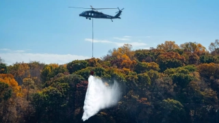 découvrez le drone sirtap, un appareil innovant alliant performance et technologie avancée. idéal pour la photographie aérienne, la surveillance et les loisirs, le sirtap offre une expérience de vol exceptionnelle.