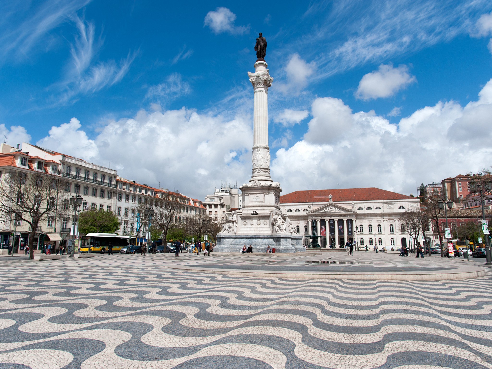 découvrez les meilleures destinations économiques à lisbonne, au portugal. profitez de séjours abordables, d'activités enrichissantes et d'expériences culturelles uniques sans vous ruiner. explorez la capitale portugaise tout en respectant votre budget !