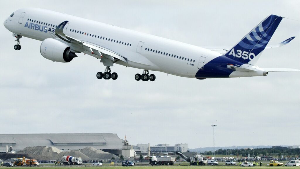 découvrez l'événement exceptionnel où airbus ouvre ses portes à pia ! explorez l'univers fascinant de l'aviation, visitez les coulisses de la fabrication aéronautique et rencontrez des experts passionnés. une opportunité unique d'apprendre et de s'immerger dans l'innovation d'airbus.