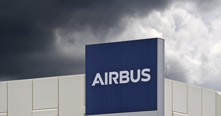 découvrez les dernières actualités sur la réduction d'effectifs chez airbus, ses impacts sur l'industrie aéronautique et les mesures prises par l'entreprise pour naviguer dans cette période délicate. restez informé sur les enjeux économiques et sociaux liés à cette restructuration.