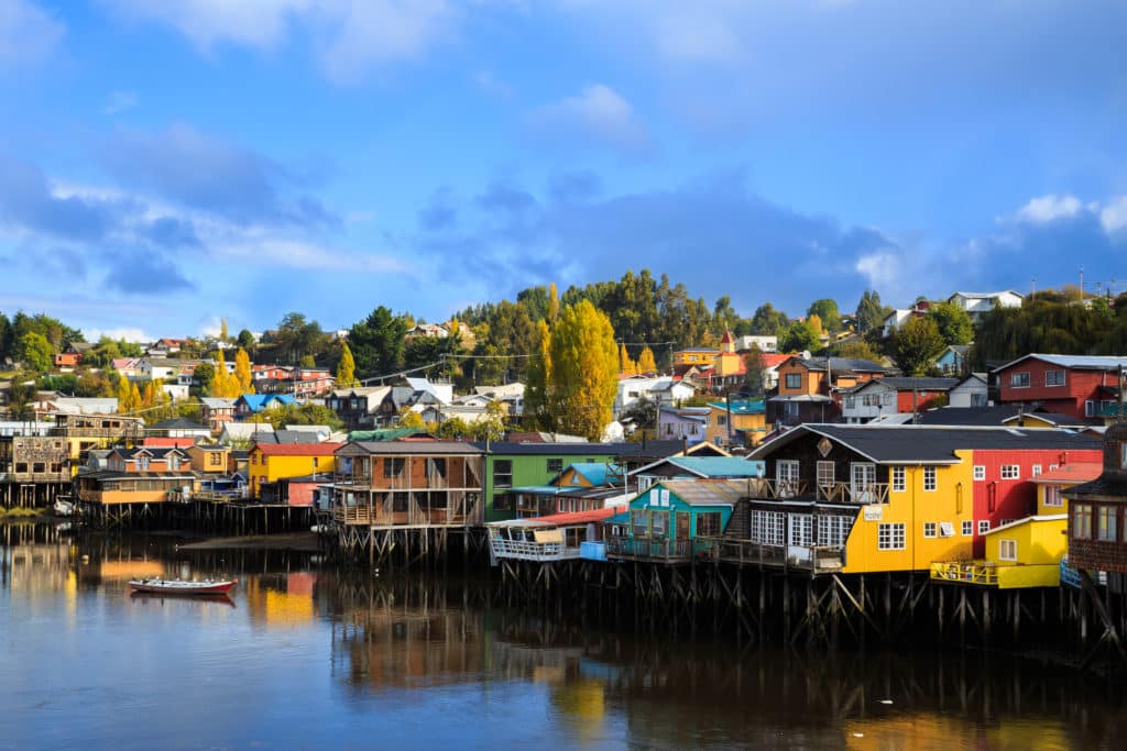 découvrez les sites immanquables du chili cet été ! de la beauté des andes aux plages ensoleillées, explorez des paysages à couper le souffle, des parcs nationaux époustouflants et une culture riche. préparez votre voyage et ne manquez pas ces destinations incontournables.