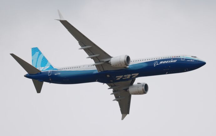 découvrez comment boeing investit 1 milliard de dollars dans le développement du 787 dreamliner, un avion révolutionnaire alliant innovation technologique et durabilité, pour améliorer l'expérience de vol et répondre aux défis de l'aviation moderne.