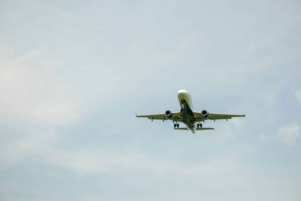 boeing annonce la suppression de 396 postes à washington, une décision qui impacte fortement les employés et l'économie locale. découvrez les raisons derrière cette réduction d'effectifs et ses conséquences sur l'avenir de l'entreprise.