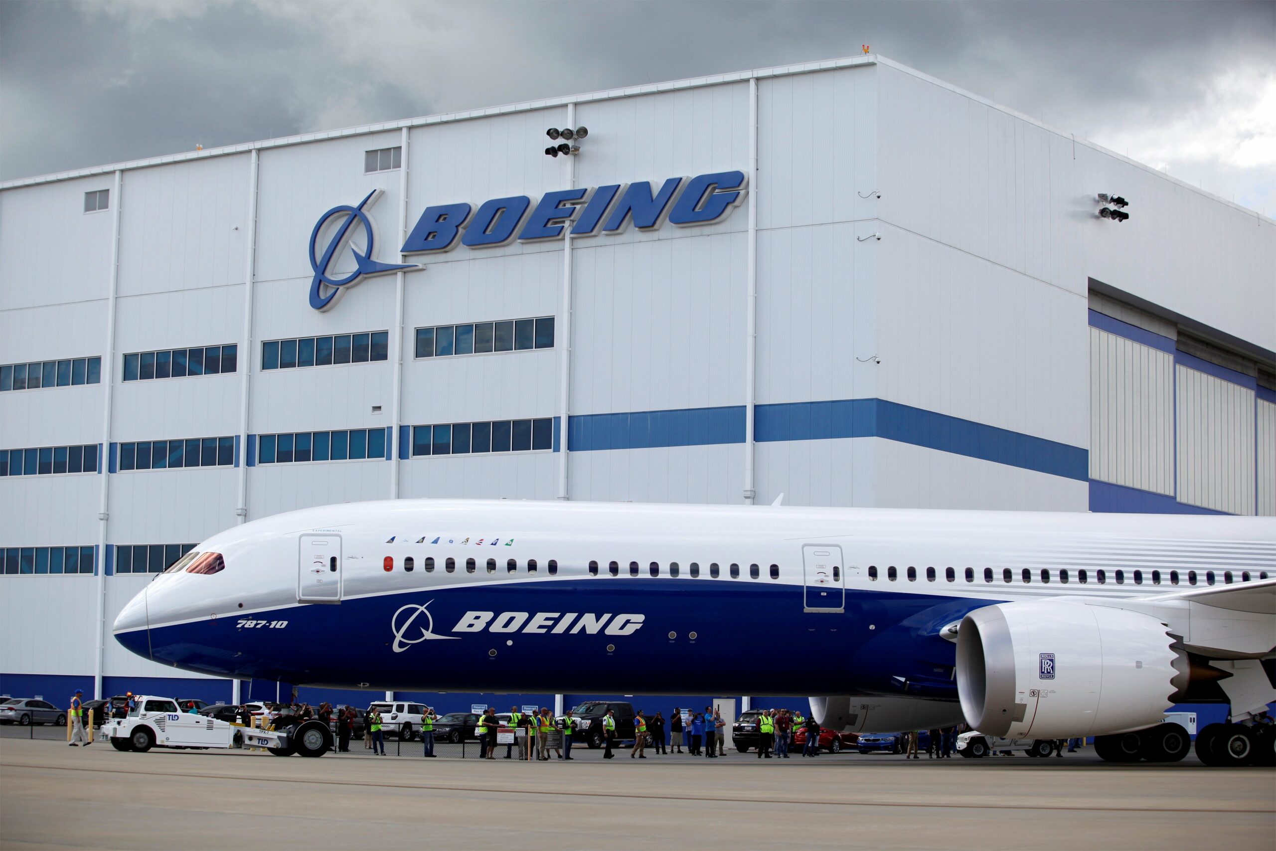 découvrez les dernières nouvelles sur la relance de la production des boeing 767 et 777. explorez les défis, les innovations et les perspectives d'avenir pour ces avions emblématiques dans l'industrie aéronautique.