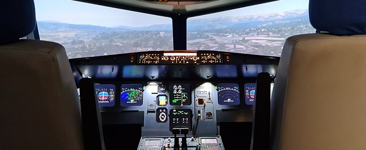 découvrez notre simulateur airbus a320, une expérience immersive qui vous plonge dans le pilotage de cet avion emblématique. parfait pour les passionnés d'aviation et les pilotes en formation, vivez des scenarios réalistes et perfectionnez vos compétences de vol grâce à une technologie de pointe.