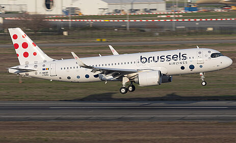 découvrez le confort et l'innovation de l'a320neo avec brussels airlines. profitez d'une expérience de vol améliorée grâce à une cabine moderne, des technologies écologiques et un service de qualité. réservez votre voyage dès aujourd'hui et vivez un vol inoubliable!