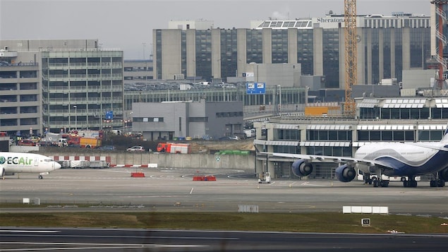 découvrez les dernières informations sur l'incident survenu à l'aéroport de bruxelles. restez informé des mesures de sécurité et des impacts sur les vols dans notre article détaillé.