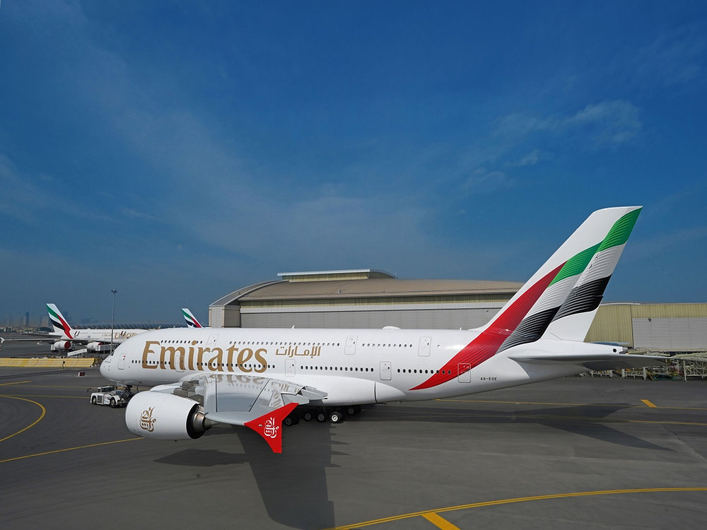 découvrez le lancement de l'emirates a350, un chef-d'œuvre de l'aviation qui allie confort et performance. explorez les innovations technologiques et les expériences de voyage inégalées offertes par cet avion moderne.