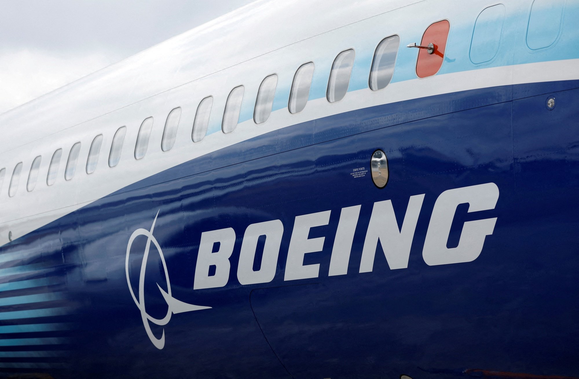 découvrez le nouveau responsable it chez boeing, une nomination stratégique qui promet d'apporter innovation et efficacité à l'entreprise. apprenez-en plus sur son parcours et ses ambitions pour transformer le département informatique.